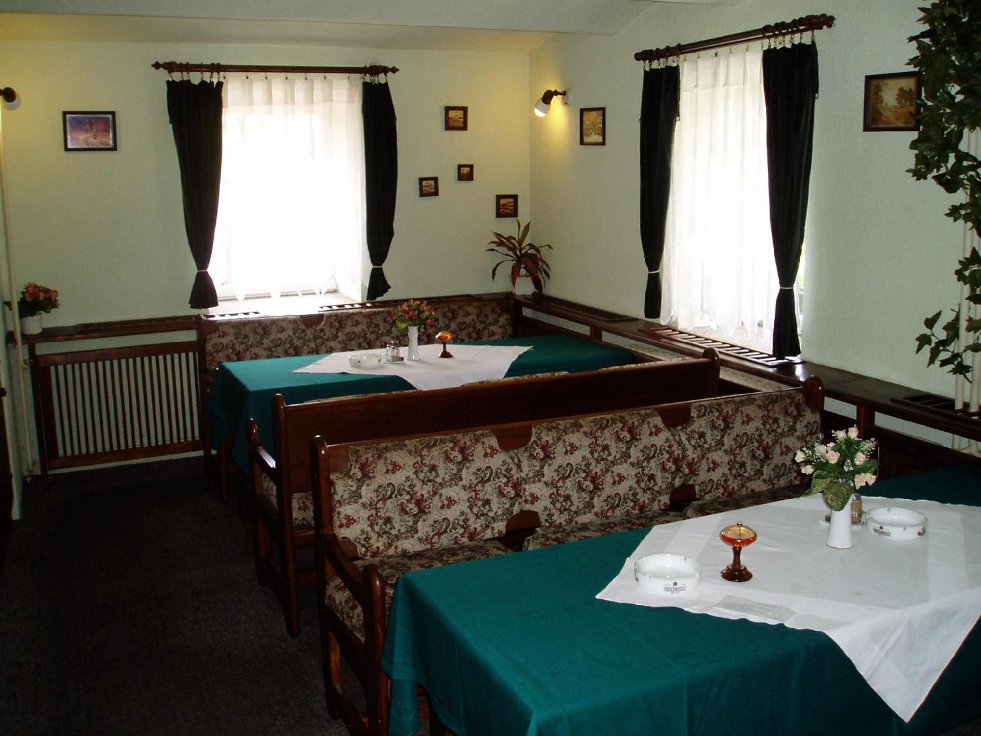 Hotel-Penzion Johanka Haj  Ngoại thất bức ảnh
